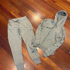 Grey PINK sweatsuit